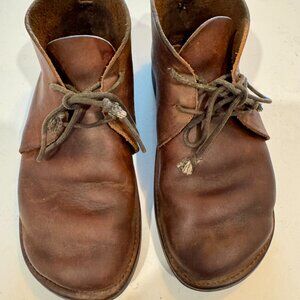 Women's Aurora Shoe Company North Pacific in Brown